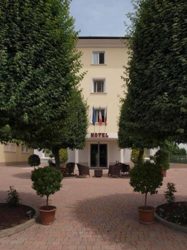 Hotel Arthur Solignano Nuovo Luaran gambar