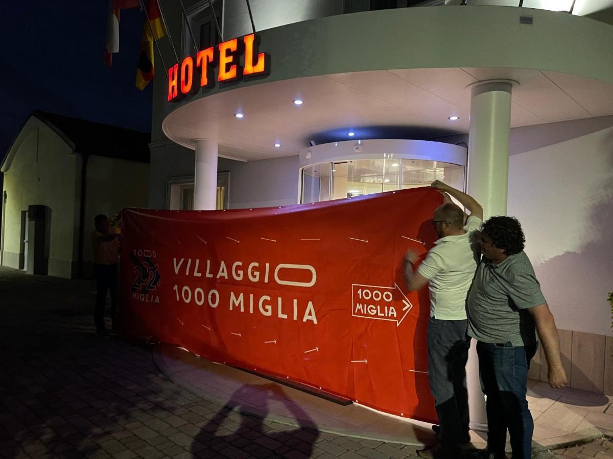 Hotel Arthur Solignano Nuovo Luaran gambar
